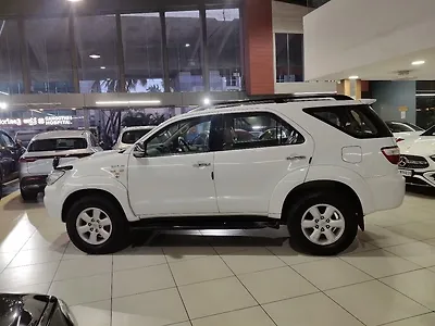 2011 Toyota Fortuner
