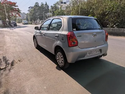 2012 Toyota Etios Liva G SP