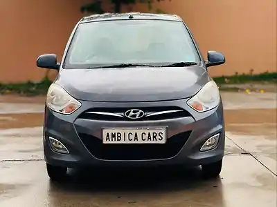 Second Hand हुंडई i10 स्पोर्ट्ज़ 1.2 कप्पा2 in वडोदरा