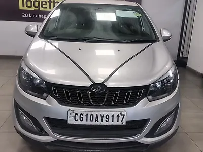 2020 Mahindra Marazzo M6 Plus 8 STR [2020] 1