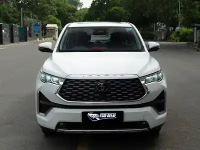 2023 टोयोटा इनोवा हायक्रॉस ZX Hybrid (Electric + Petrol) Automatic (e-CVT) 7 STR 1