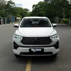 2023 टोयोटा इनोवा हायक्रॉस ZX Hybrid (Electric + Petrol) Automatic (e-CVT) 7 STR 1 2023 टोयोटा इनोवा हायक्रॉस ZX Hybrid (Electric + Petrol) Automatic (e-CVT) 7 STR 1