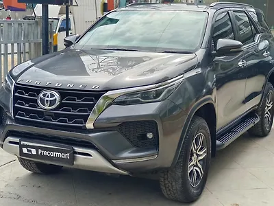 2021 Toyota Fortuner 2.8 4x2 AT 1