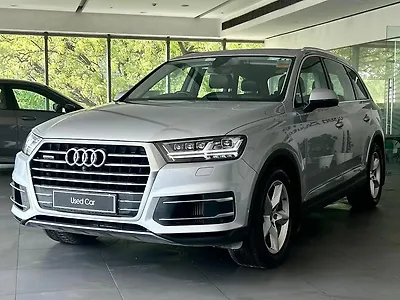 2017 Audi Q7 45 TDI Technology Pack 1 2017 Audi Q7 45 TDI Technology Pack 1