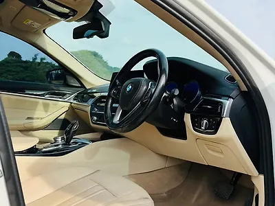 2018 BMW 5 Series 520d Luxury Line