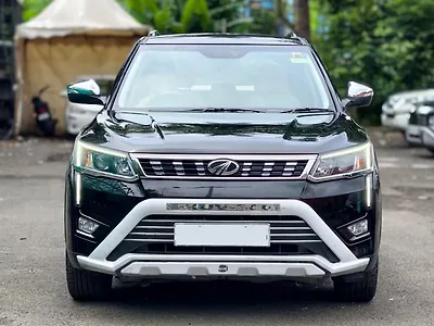 Second Hand Mahindra XUV300 W8 (O) 1.5 Diesel [2020] in Kolkata