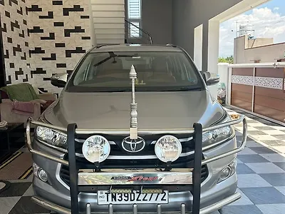 2020 Toyota Innova Crysta G 2.4 7 STR 1