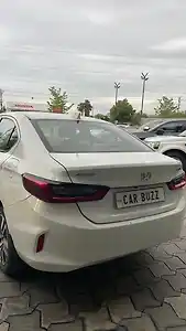 2022 होंडा सिटी वीटेक प्लस 1 2022 होंडा सिटी वीटेक प्लस 1