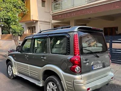 2007 Mahindra Scorpio SLX 2.6 Turbo 7 Str