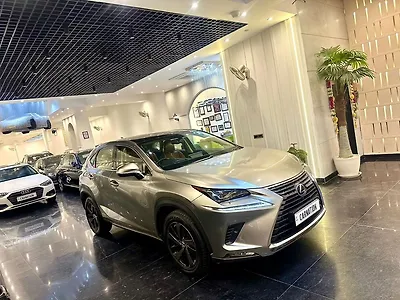 Second Hand Lexus ES 300h Luxury [2020-2021] in Delhi
