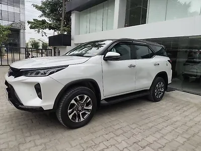 2024 Toyota Fortuner