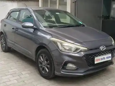 2018 हुंडई एलीट i20 एस्टा 1.2 1 2018 हुंडई एलीट i20 एस्टा 1.2 1