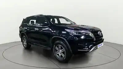 2024 टोयोटा फ़ॉर्च्यूनर 4x2 2WD Diesel 2.8L Turbo 6 Speed Manual 1
