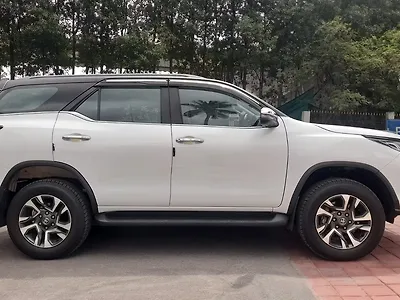 2024 Toyota Fortuner