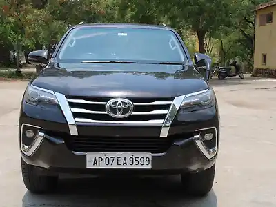 2018 टोयोटा फ़ॉर्च्यूनर 2.8 4x4 at [2016-2020] 1