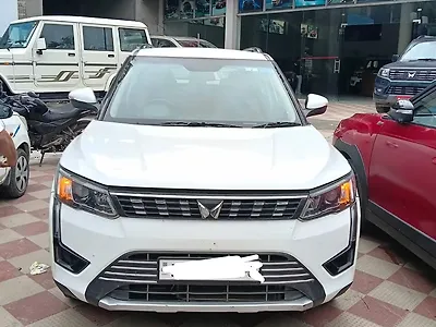 Second Hand Mahindra XUV300 W8 1.2 Petrol [2019] in Mandi