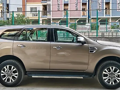 2020 Ford Endeavour Titanium Plus 2.0 4x2 AT