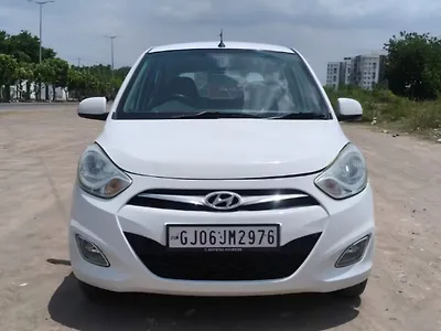 2015 Hyundai i10 Sportz 1.1 iRDE2 [2010--2017] 1
