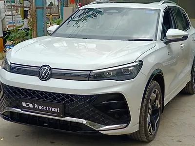 2025 Volkswagen Tiguan R-Line 2.0L TSI Petrol Turbo Automatic 1