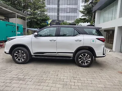 2024 Toyota Fortuner