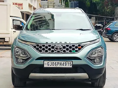 2022 Tata Safari XT Plus 1 2022 Tata Safari XT Plus 1