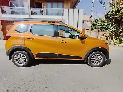 2020 Renault Triber RXZ