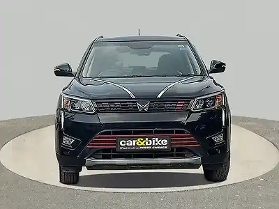 2023 महिंद्रा XUV300 W8 1.2 पेट्रोल [2019] 1