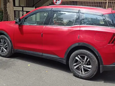 2023 Mahindra Old Generation XUV700 AX 5 Diesel AT 7 STR