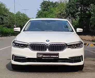 2019 बीएमडब्ल्यू 5 सीरीज़ 520डी लग्ज़री लाइन 1 2019 बीएमडब्ल्यू 5 सीरीज़ 520डी लग्ज़री लाइन 1