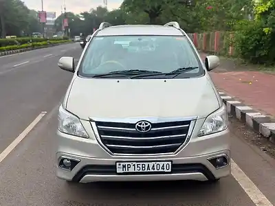 2013 टोयोटा इनोवा 2.5 vx 8 str bs-iii 1