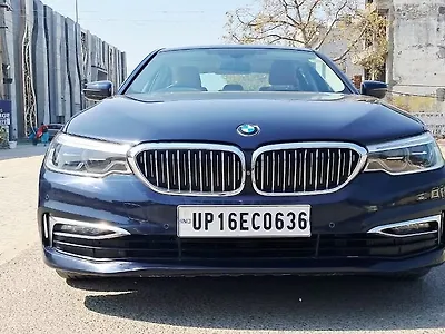 2019 BMW 5-Series 520d Luxury Line 1