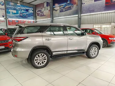 2022 Toyota Fortuner