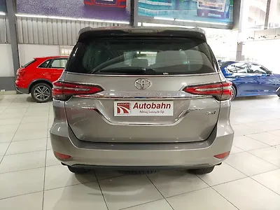 2022 Toyota Fortuner