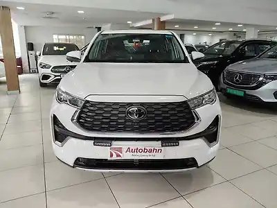 2024 टोयोटा इनोवा हायक्रॉस ZX Hybrid (Electric + Petrol) Automatic (e-CVT) 7 STR 1