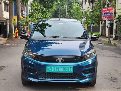 2023 Tata Tiago EV XT Medium Range [2022-2025] 1
