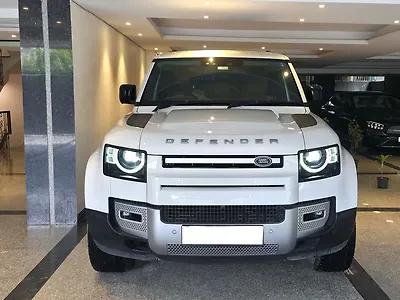 2023 Land Rover Defender 110 HSE 2.0 Petrol 1