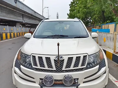 2015 Mahindra XUV500 W8 [2015-2017] 1