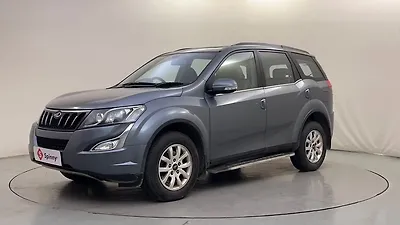 2016 Mahindra XUV500 W10 AT Black Interiors 1 2016 Mahindra XUV500 W10 AT Black Interiors 1