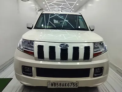 2016 Mahindra TUV300 T8 1 2016 Mahindra TUV300 T8 1