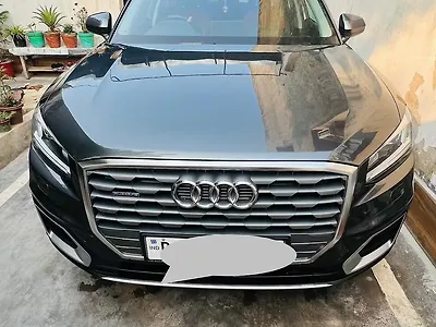 2020 Audi Q2 Premium 40 TFSI quattro 1