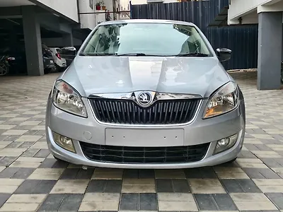 2015 Skoda Rapid 1.5 TDI CR Ambition with Alloy Wheels 1