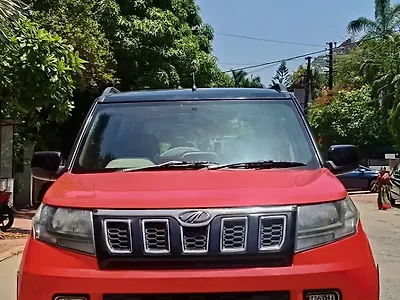 2019 Mahindra TUV300 T10 1