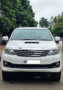2012 Toyota Fortuner 3.0 4x2 MT 1 2012 Toyota Fortuner 3.0 4x2 MT 1