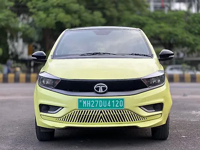 2025 Tata Tiago EV XZ Plus Tech 24.0 kWh 1