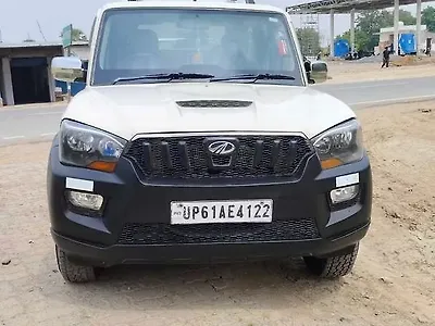 2017 Mahindra Scorpio S2 1