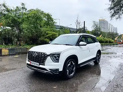 2022 Hyundai Alcazar Platinum (O) 6 STR 1.5 Diesel AT 1