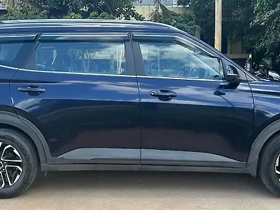 2022 Kia Carens Prestige Plus 1.5 Diesel MT 7 STR