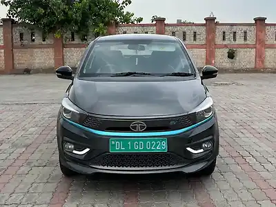 Second Hand टाटा टिगोर ईवी XZ Plus LUX 26.0 kWh in दिल्ली