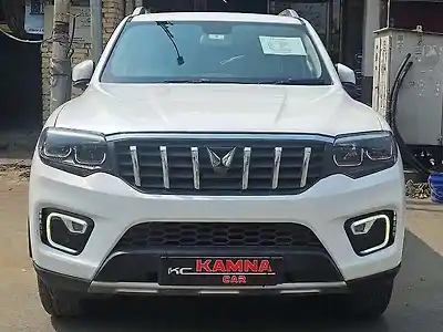 2023 महिंद्रा स्कॉर्पियो N Z8L डीज़ल एमटी 4WD 7 सीटर [2023-2024] 1