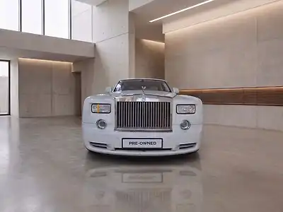 2011 Rolls-Royce Phantom Sedan 1